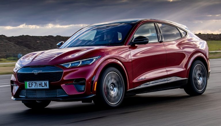 Tesla’dan Sonra Ford Elektrikli Mustang Mach-E Fiyatlarında İndirim Yaptı