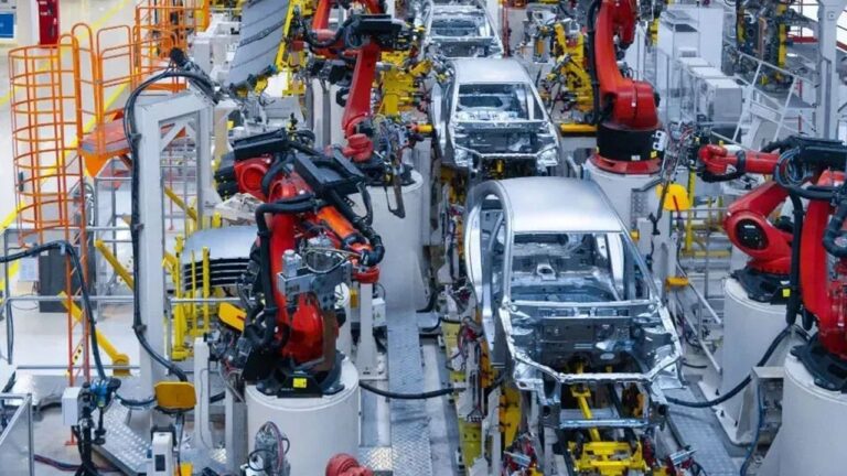 Çinli BYD Manisa’da, Chery Samsun’da Elektrikli Araba Fabrikası Kuruyor